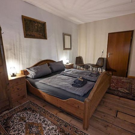 Gasthaus "Zum Goldenen Ross" Uhlstädt Dış mekan fotoğraf